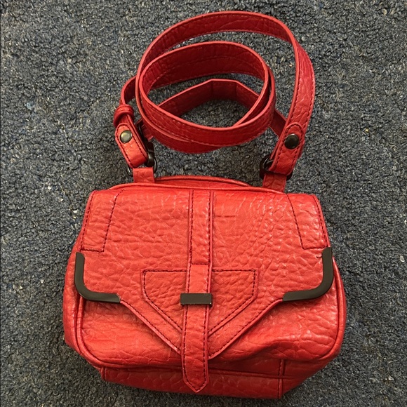 Steve Madden Handbags - Steve Madden Vibrant Red Textured Crossbody Bag